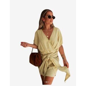 Vici V-Neck Wrap Dress With Tie Waist & Short Sleeves